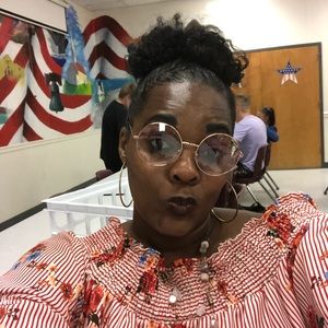 Meet your Posher, Jasmine